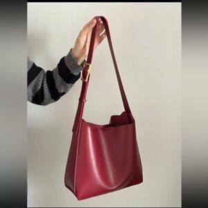 Shoulder tote bag